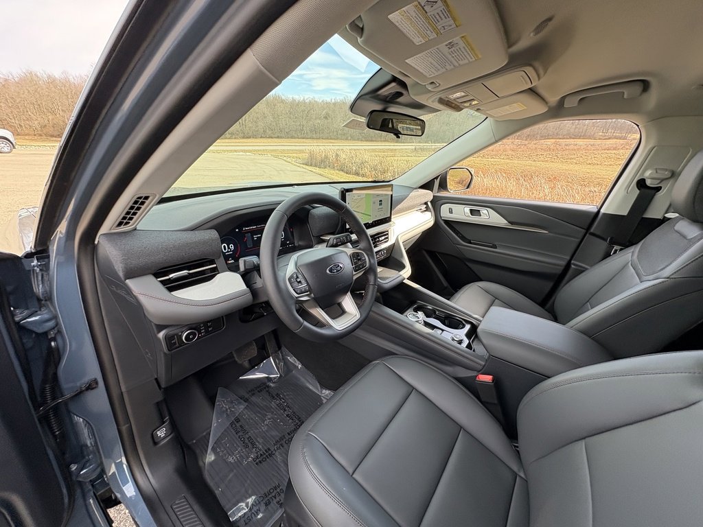 New 2026 Ford Explorer Active w/ Active Comfort Package image 34