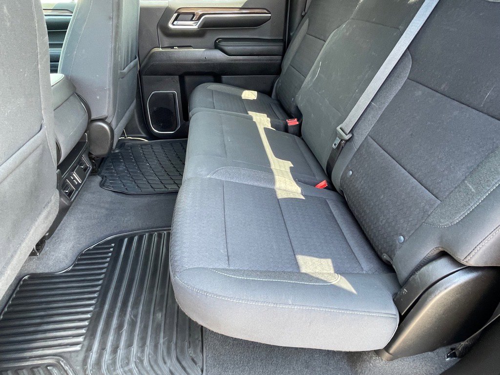 Used 2022 Chevrolet Silverado 1500 LT image 11