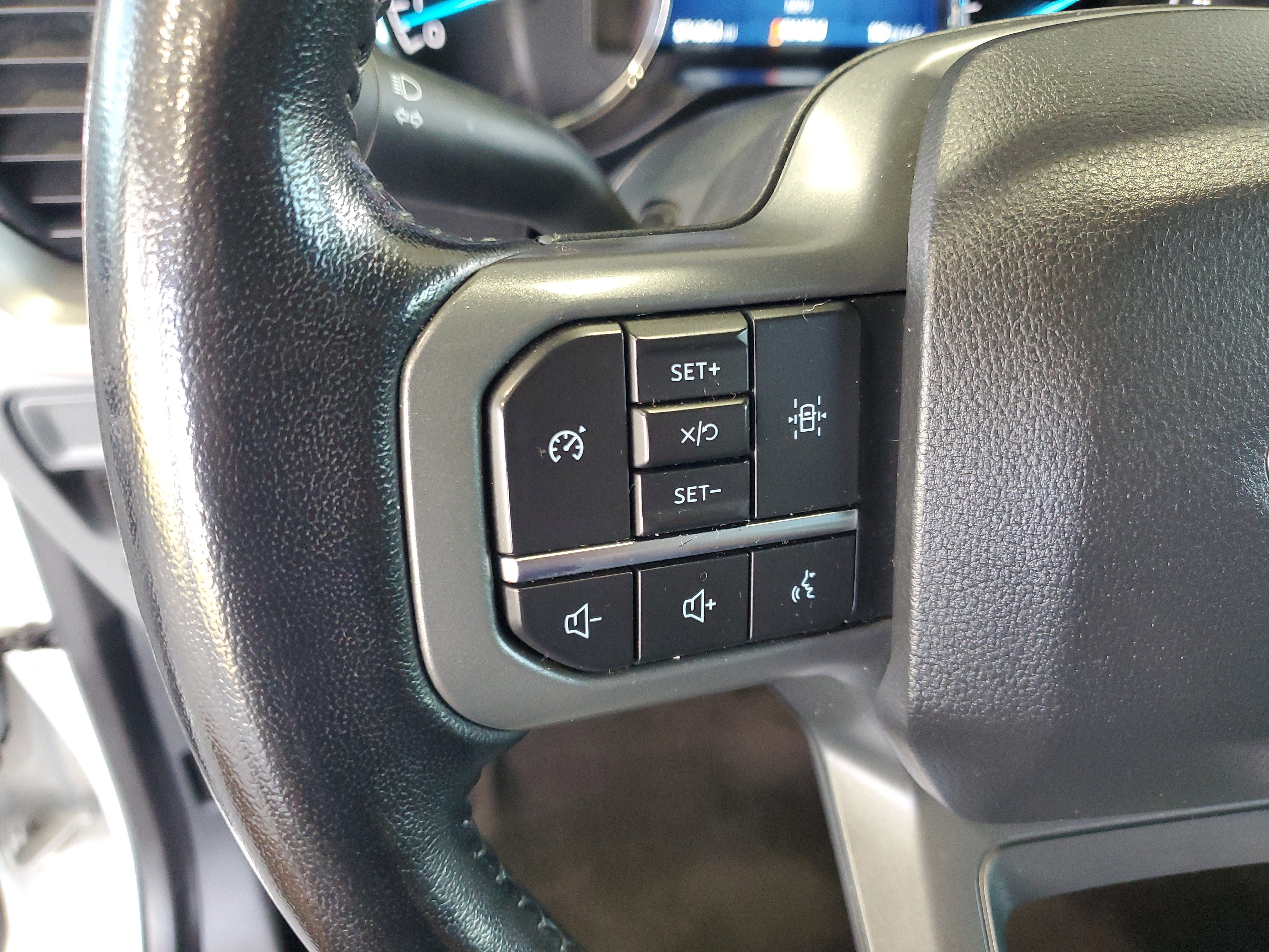 Used 2022 Ford F150 XLT w/ Equipment Group 301A Mid AWD/4WD image 24
