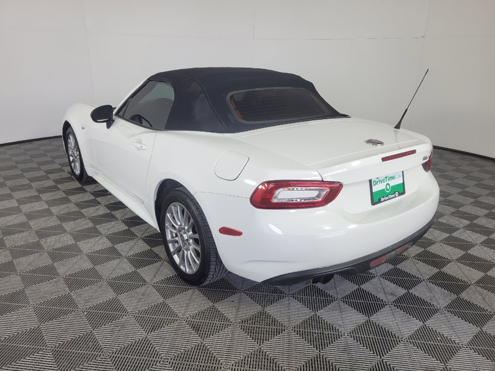 Used 2017 FIAT 124 Spider Classica RWD image 5