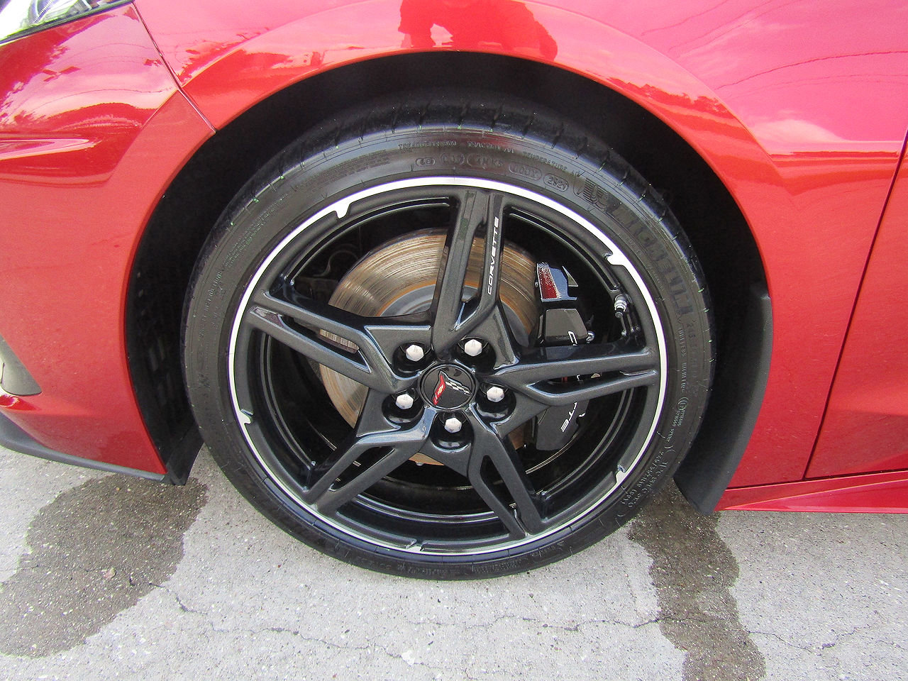 Used 2021 Chevrolet Corvette Stingray Premium Cpe w/ Z51 Performance Package RWD image 25
