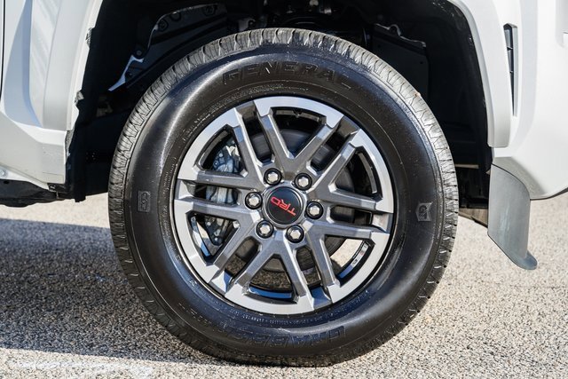 Used 2024 Toyota Tacoma TRD Sport image 19