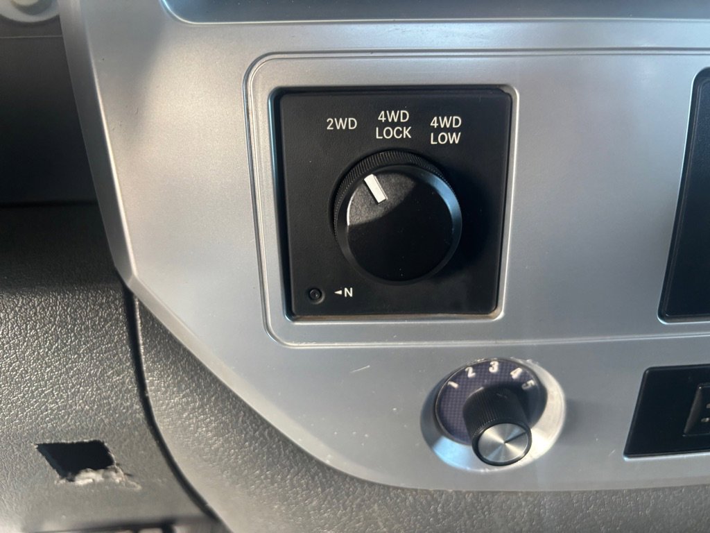 Used 2008 Dodge Ram 3500 Truck Laramie w/ Trailer Tow Group AWD/4WD image 16