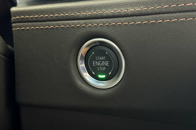 New 2026 Cadillac Escalade Luxury w/ Touring Package AWD/4WD image 25