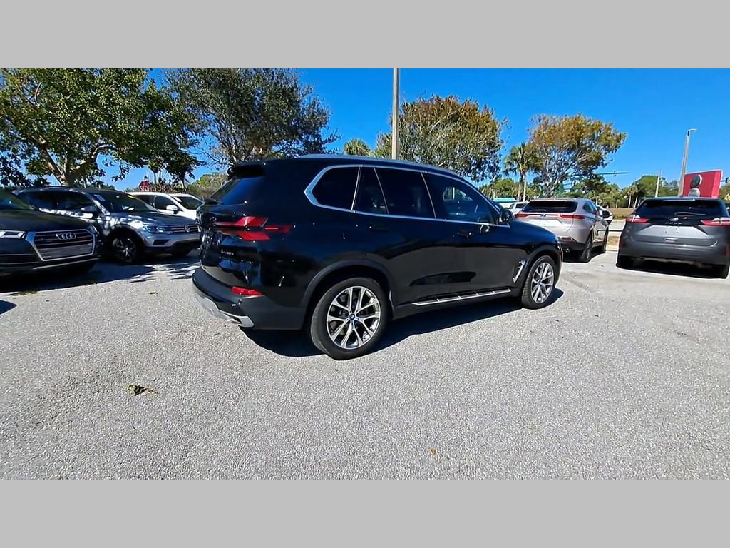 Used 2024 BMW X5 xDrive50e image 34