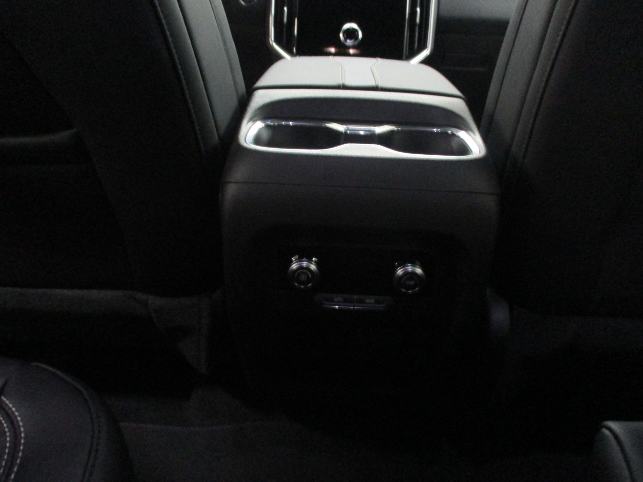 New 2026 GMC Acadia Elevation image 15