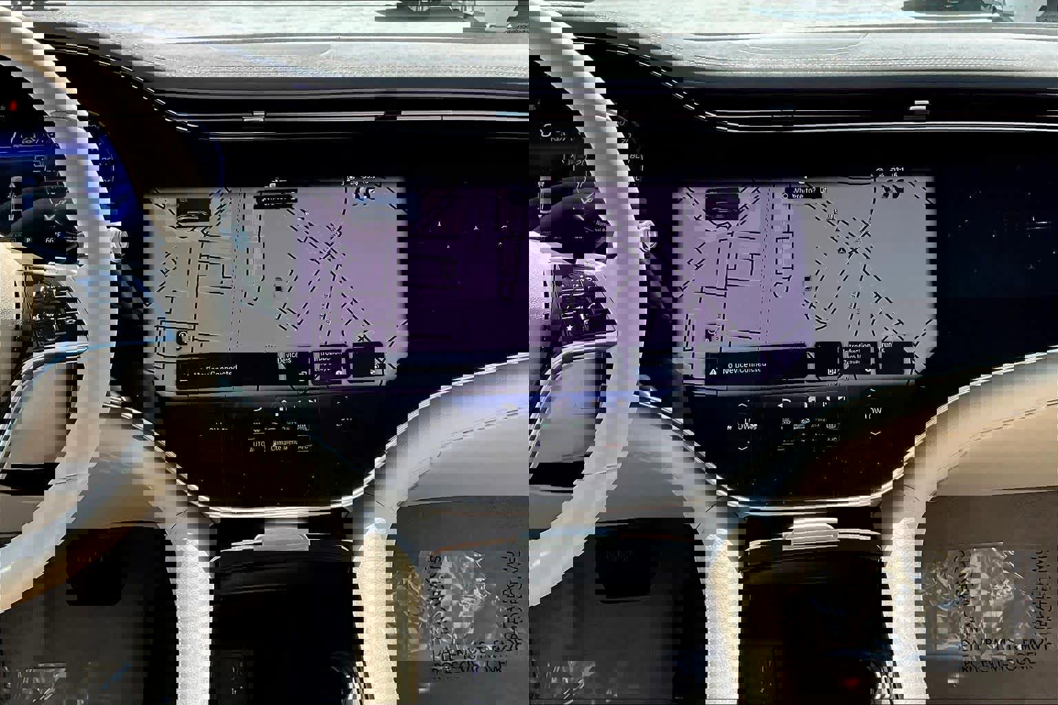 Used 2023 Mercedes-Benz EQS 580 4MATIC Sedan image 6