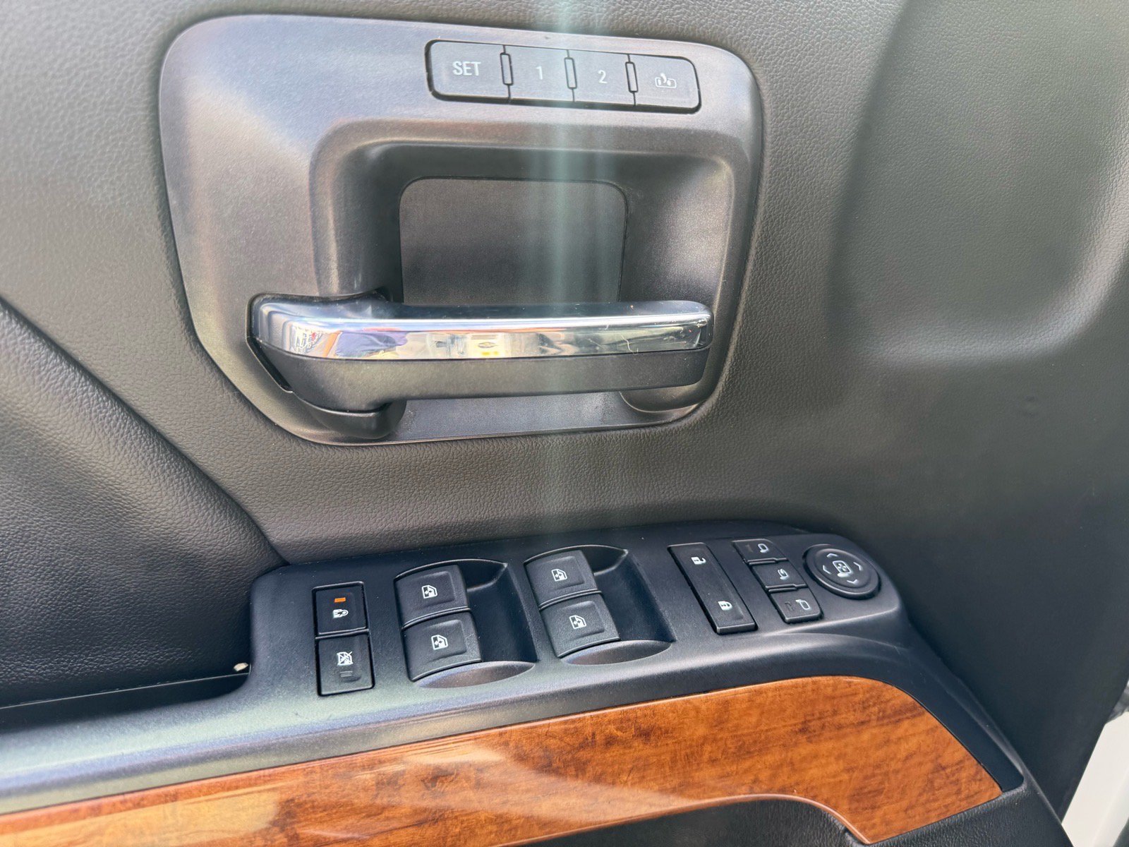 Used 2019 Chevrolet Silverado 3500 High Country w/ Duramax Plus Package AWD/4WD image 16