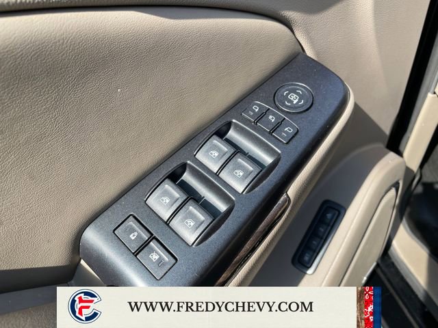 Used 2015 GMC Yukon XL SLT w/ Open Road Package AWD/4WD image 11
