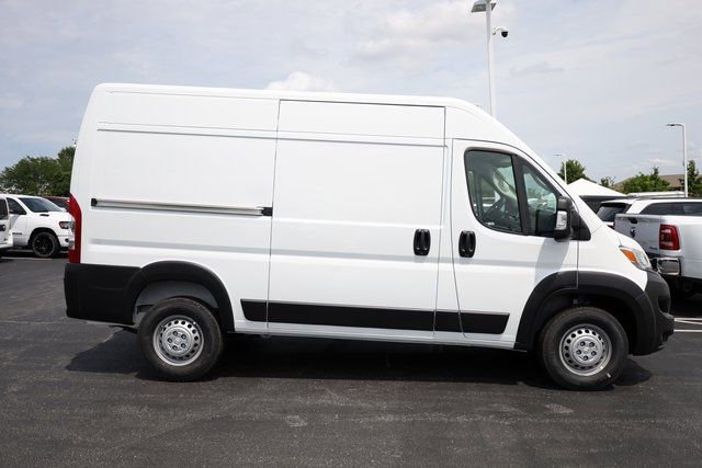 Used 2024 RAM ProMaster 1500 w/ Convenience Group image 3