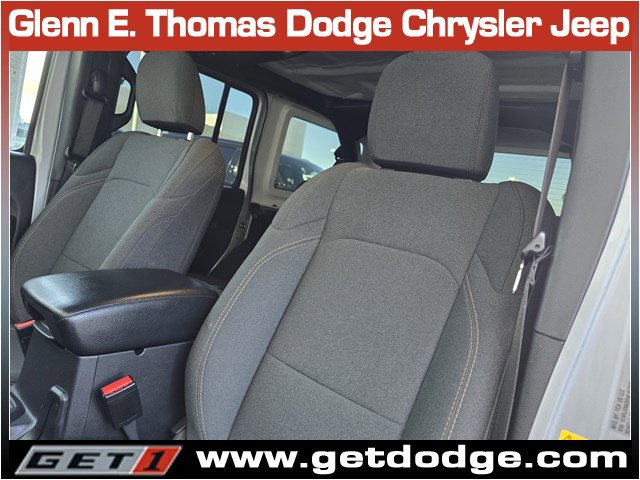 Used 2024 Jeep Wrangler Willys image 26