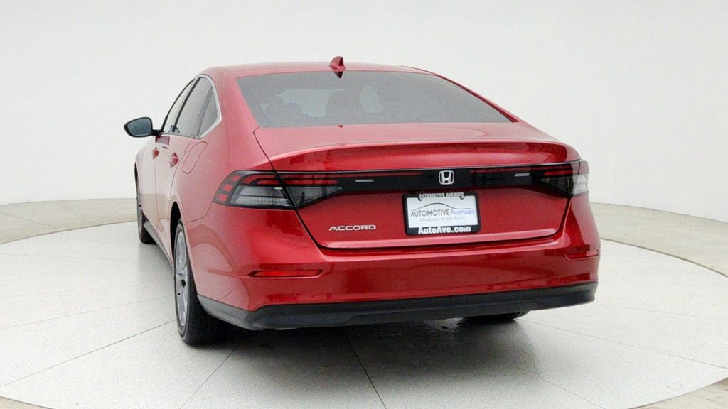 Used 2024 Honda Accord EX image 6