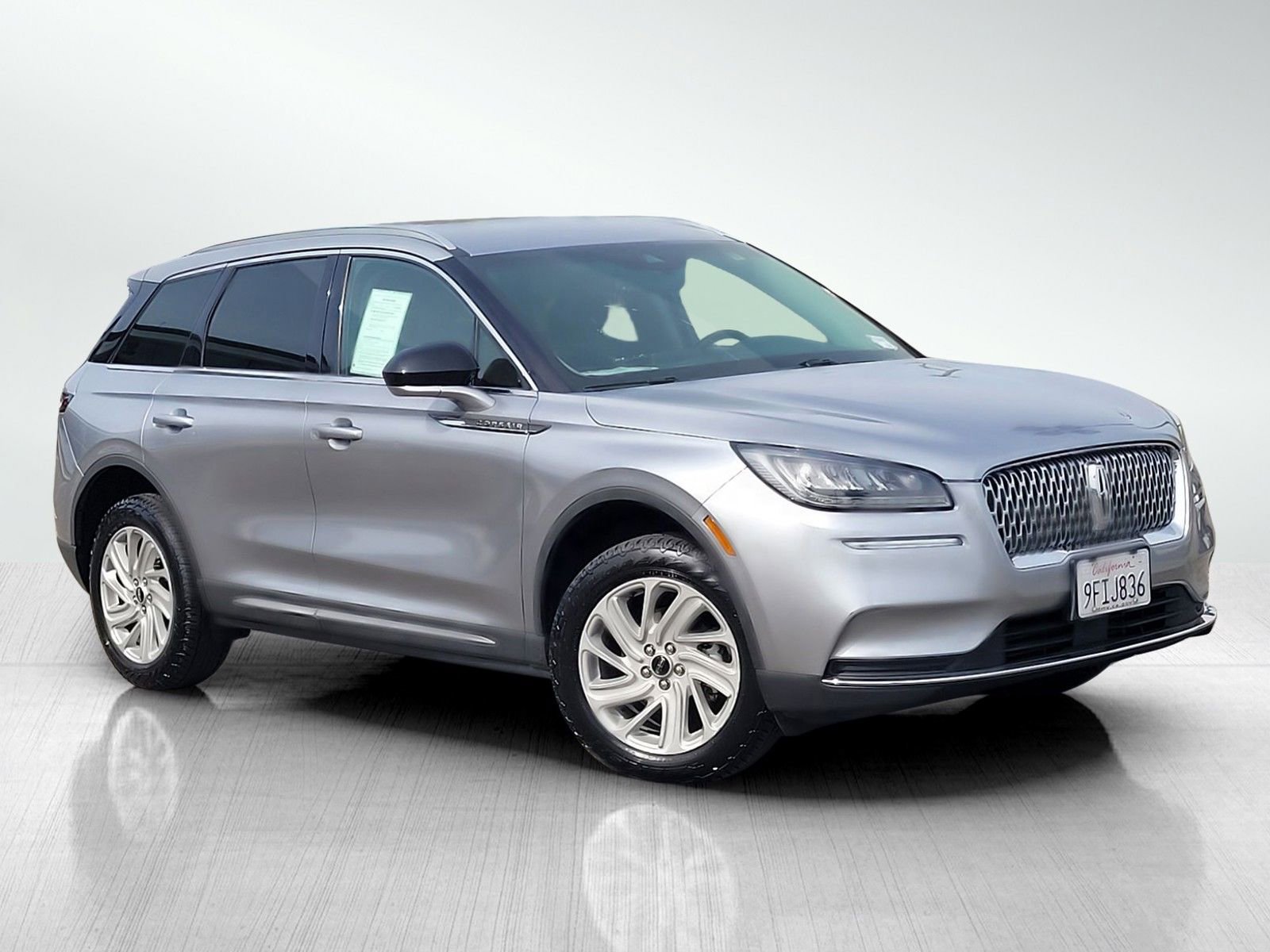 Used 2022 Lincoln Corsair FWD image 1