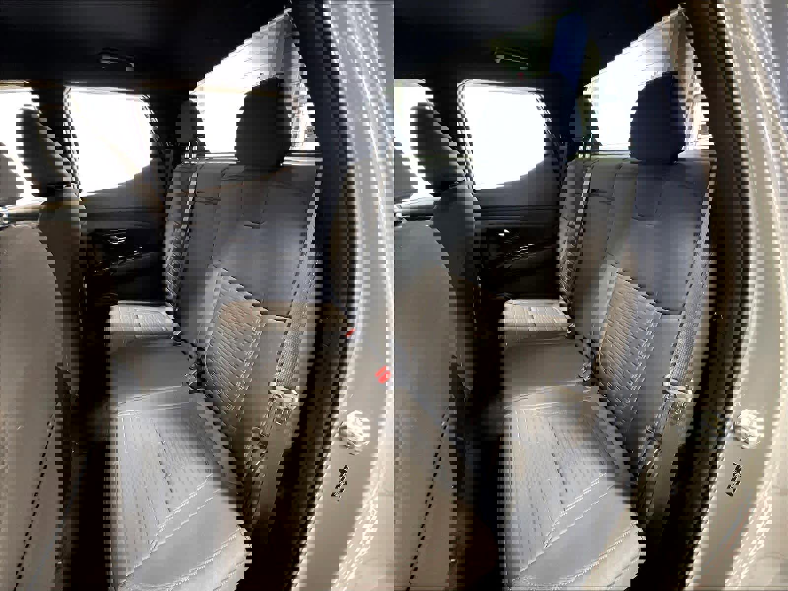 Used 2022 Hyundai Santa Cruz SEL image 15