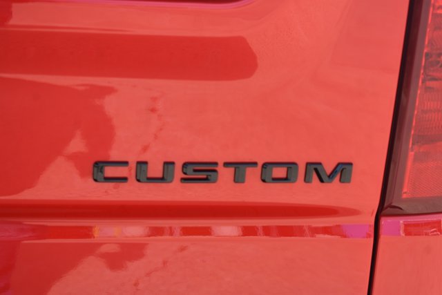 New 2026 Chevrolet Silverado 1500 Custom w/ LPO, Dark Essentials Package AWD/4WD image 8