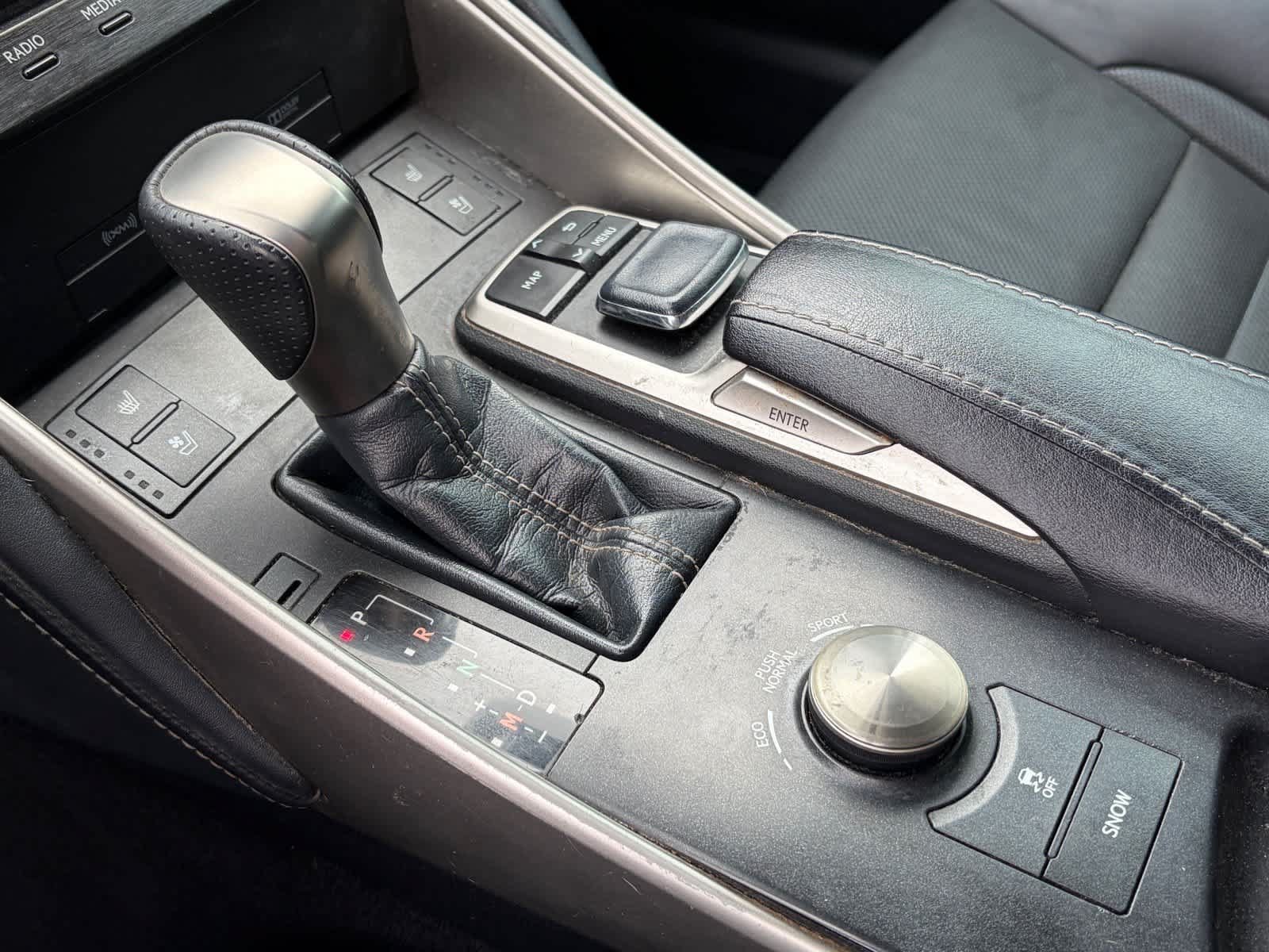 Used 2018 Lexus IS 300 F Sport RWD image 30
