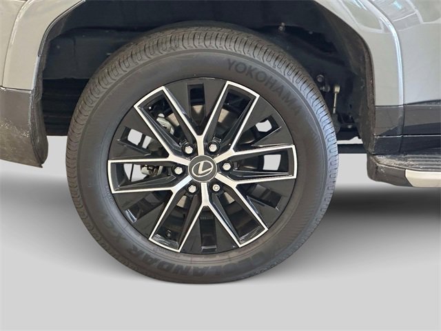 Used 2024 Lexus GX 550 image 11