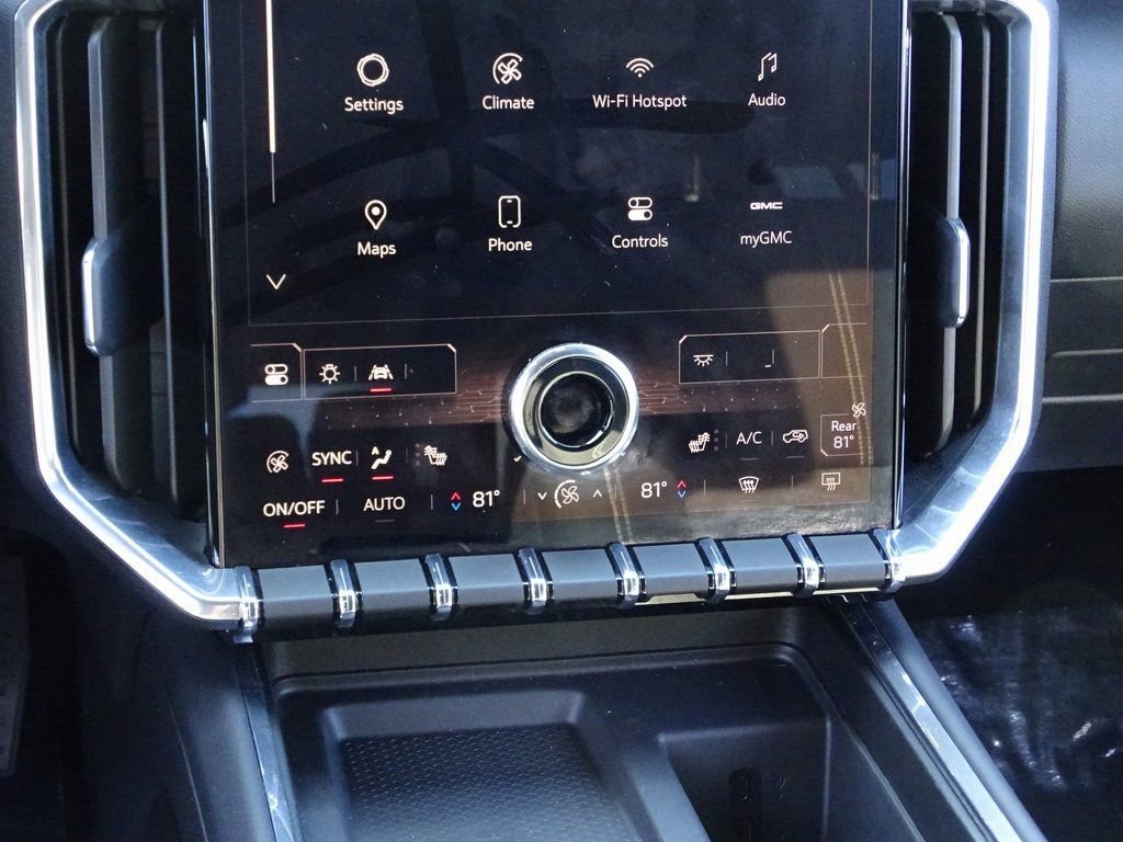 Used 2025 GMC Acadia Elevation image 25