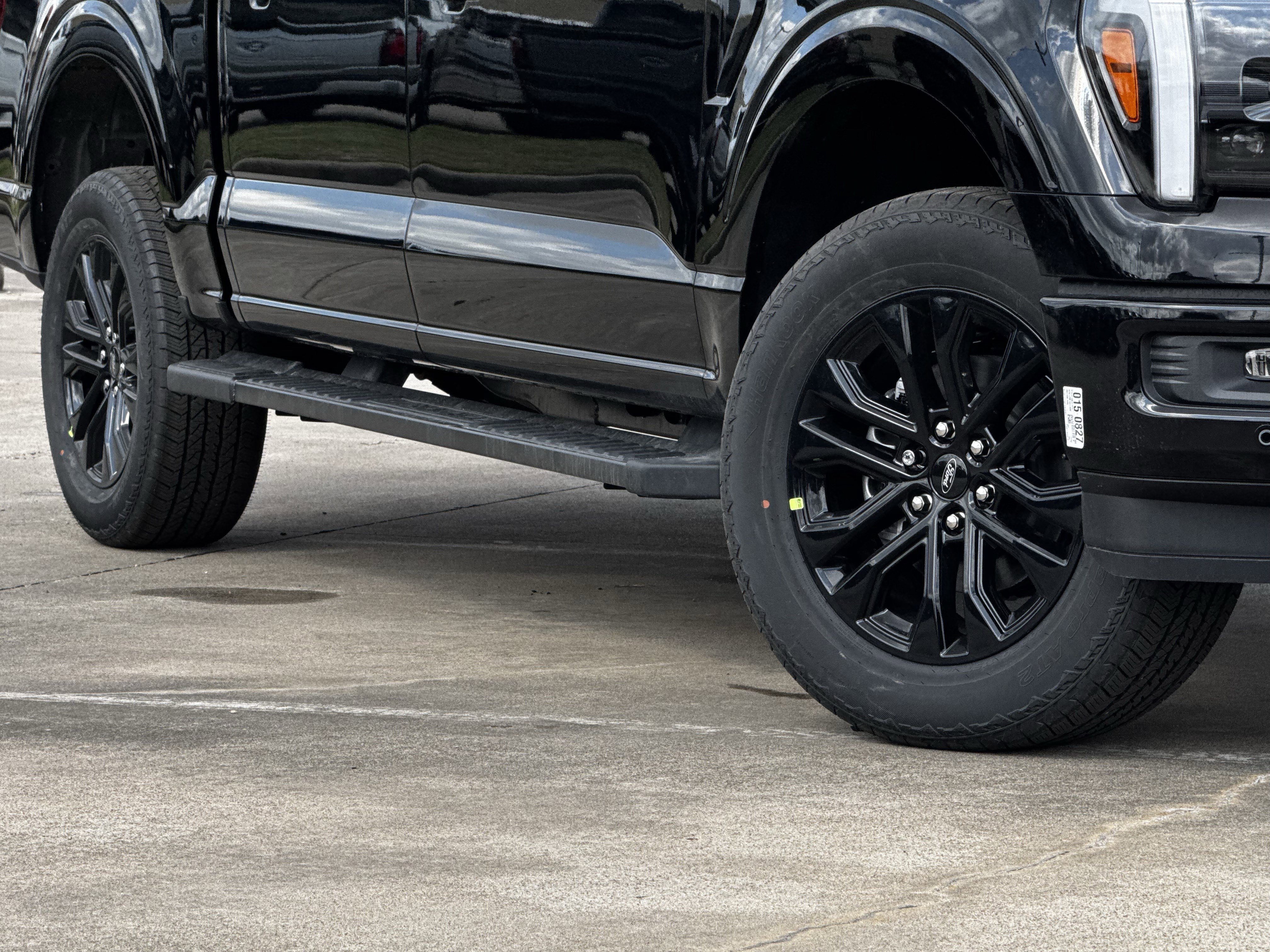 New 2026 Ford F150 Lariat w/ Equipment Group 501A Mid AWD/4WD image 12