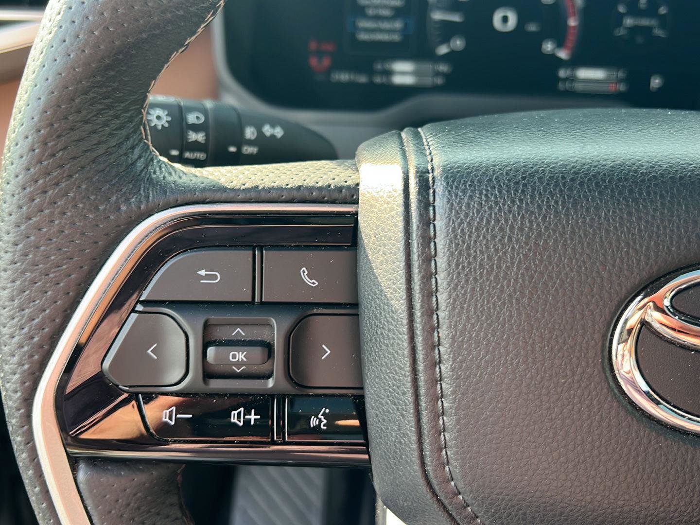 Used 2023 Toyota Tundra 1794 Edition image 22