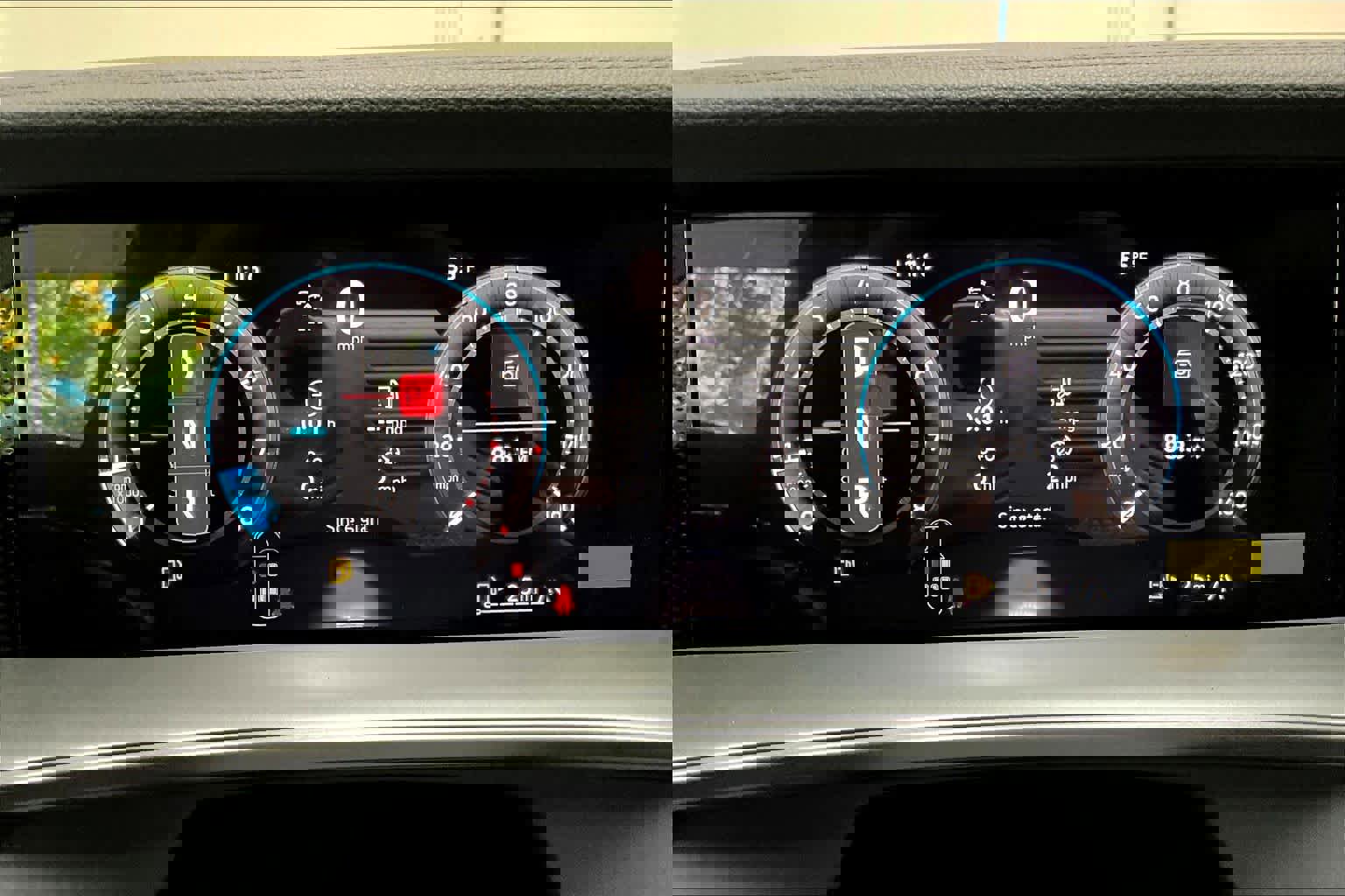 New 2026 Volkswagen Tiguan SE R-Line image 19