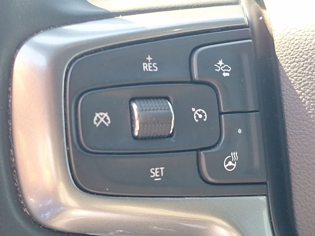 Certified 2024 Chevrolet Suburban Premier image 36