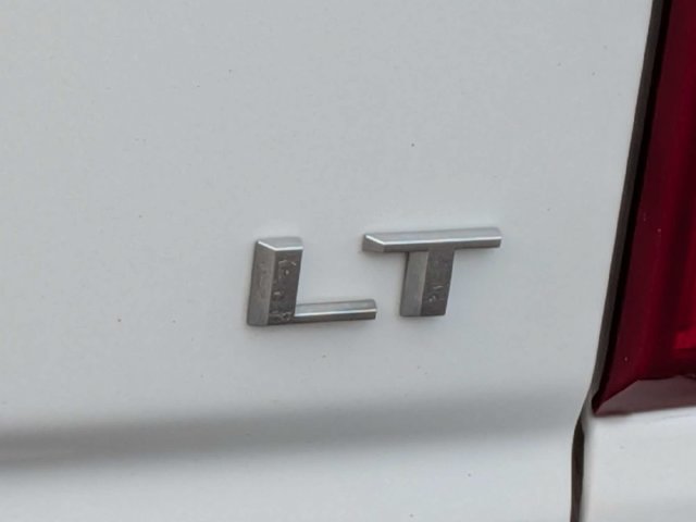 Used 2025 Chevrolet Silverado 1500 LT AWD/4WD image 12