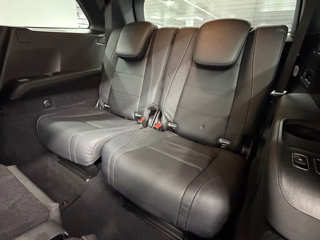 Used 2023 Mercedes-Benz GLS 450 4MATIC image 40