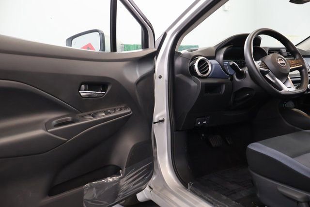 New 2025 Nissan Versa SV w/ Trunk Package image 8