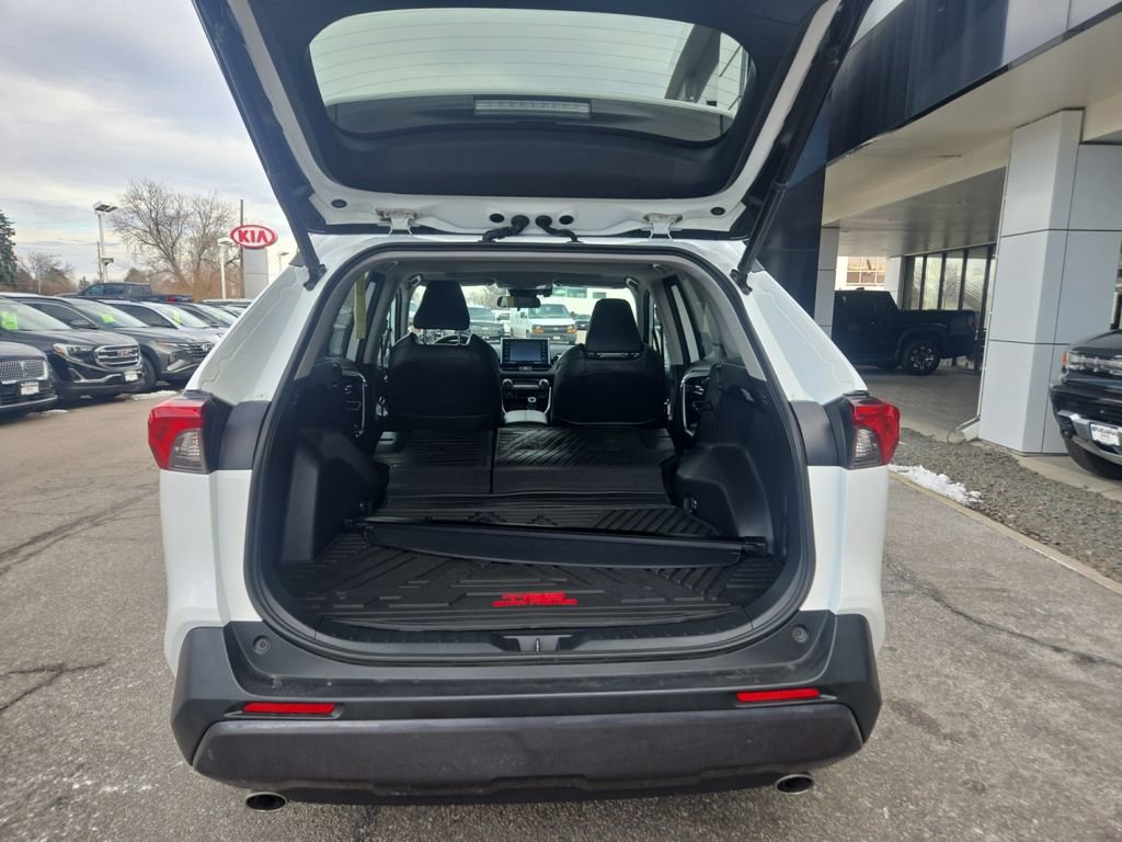 Used 2020 Toyota RAV4 TRD Off-Road image 18