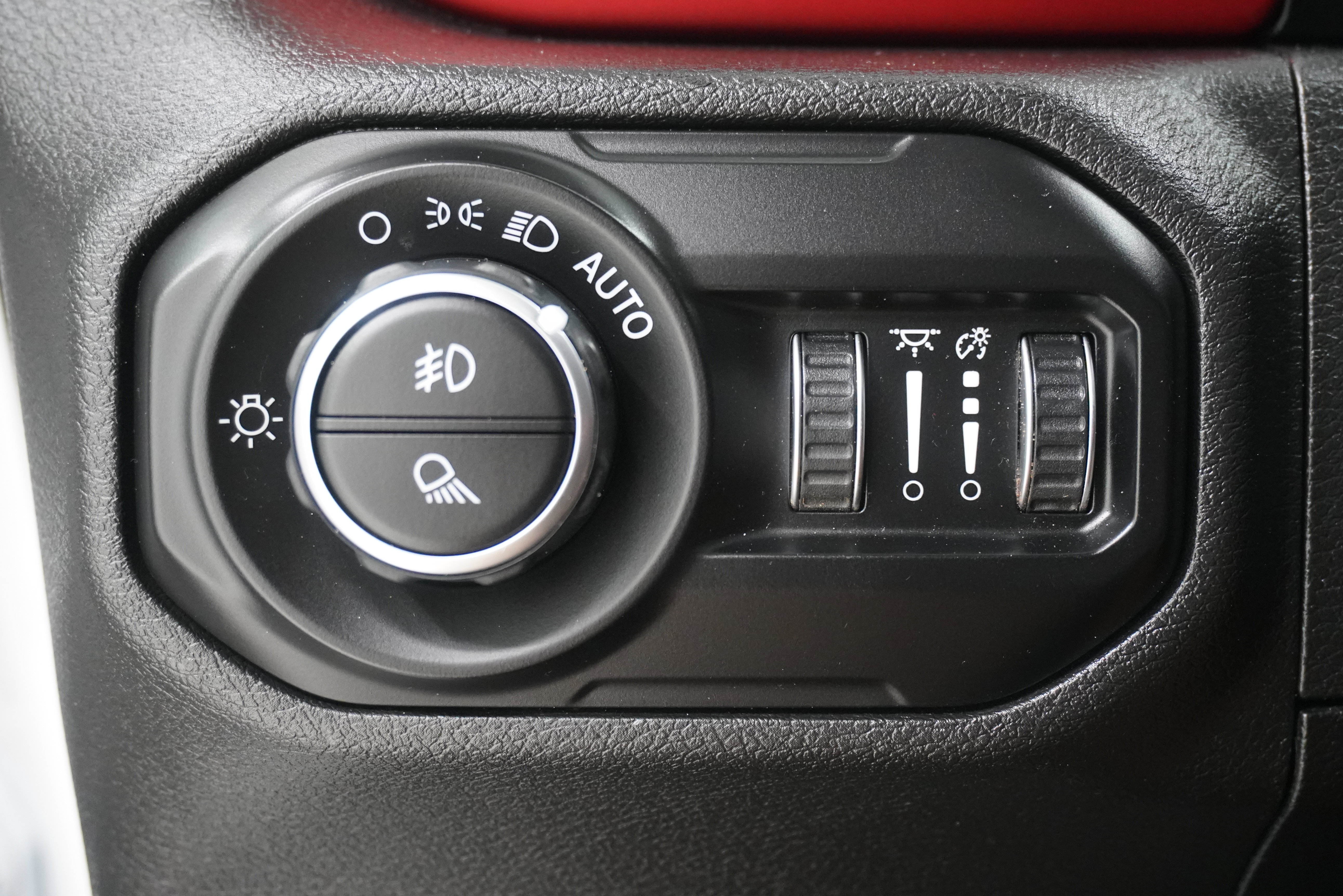 Used 2021 Jeep Gladiator Rubicon w/ Trailer Tow Package image 21