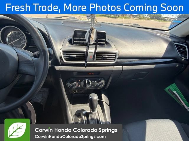 Used 2014 MAZDA MAZDA3 i SV FWD image 10
