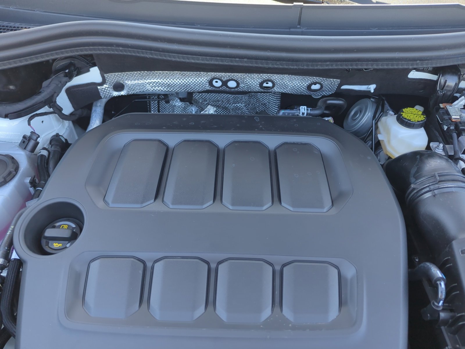 New 2026 Volkswagen Tiguan SEL R-Line image 21