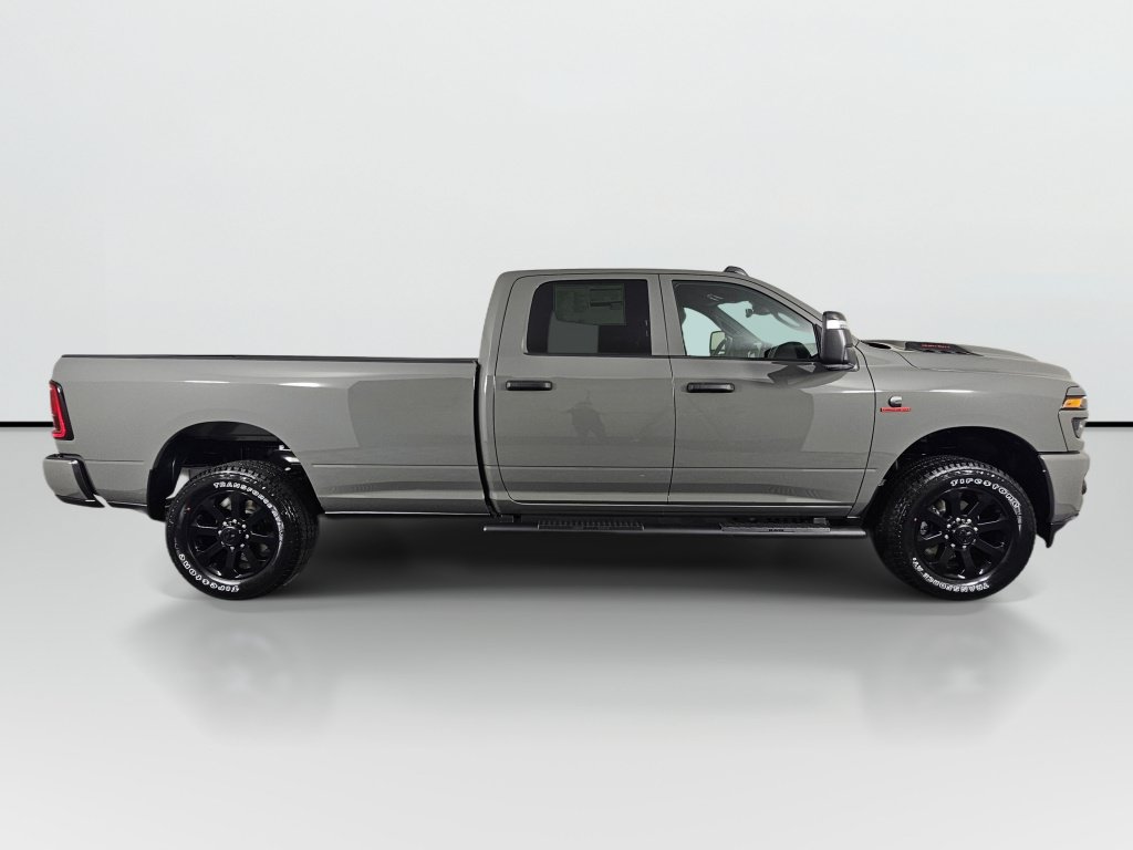 New 2026 RAM 2500 Tradesman AWD/4WD image 3