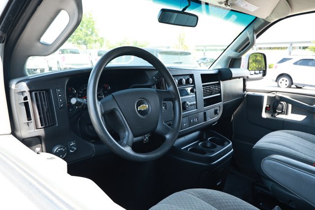 Used 2021 Chevrolet Express 2500 RWD image 21