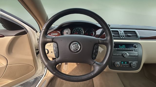 Used 2011 Buick Lucerne CXL FWD image 11