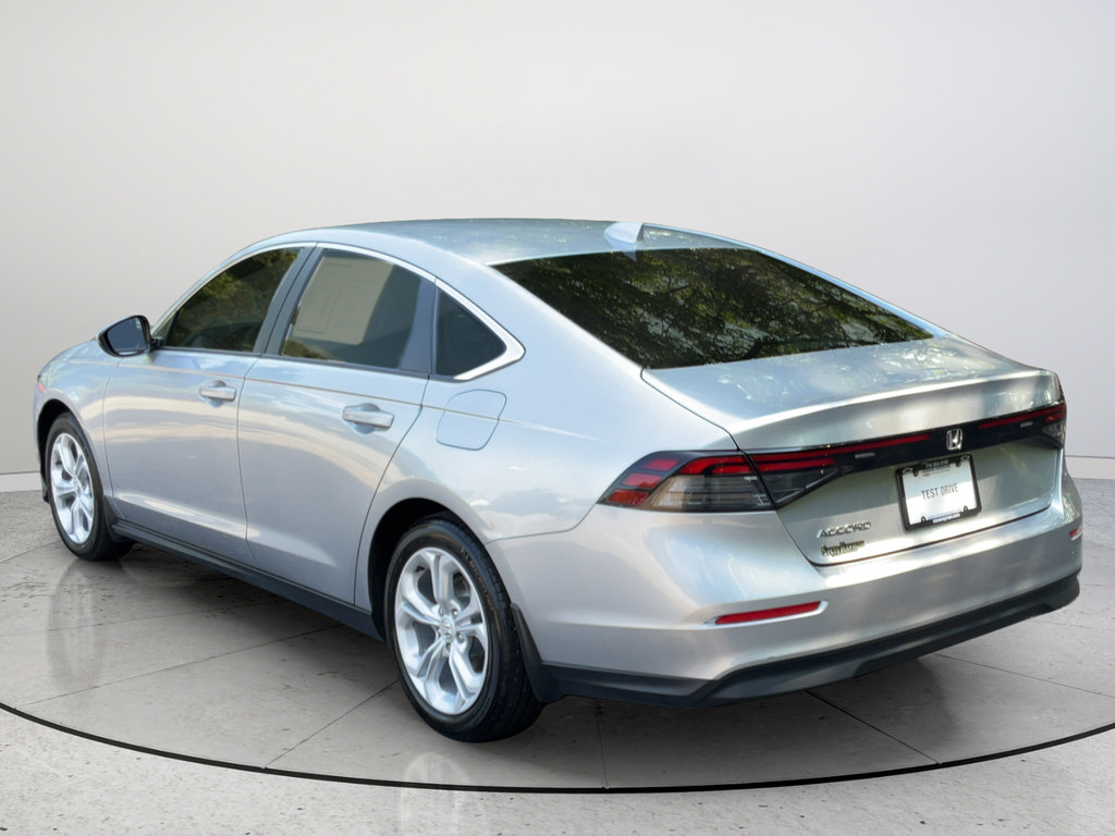 Used 2025 Honda Accord LX image 6