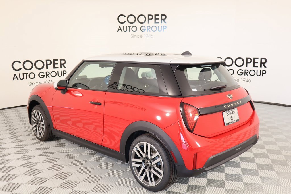 New 2025 MINI Cooper 2-Door Hardtop image 22