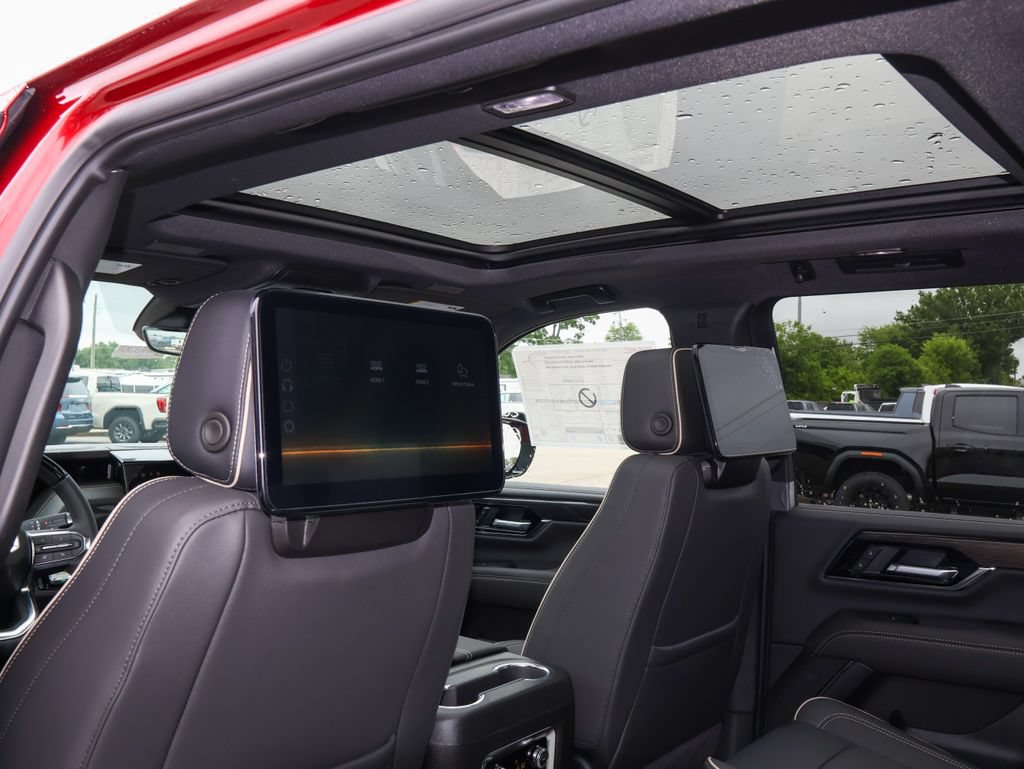 New 2026 GMC Yukon XL Elevation w/ Elevation Premium Package AWD/4WD image 12