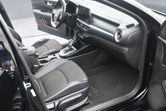 Used 2024 Kia Forte GT-Line FWD image 24