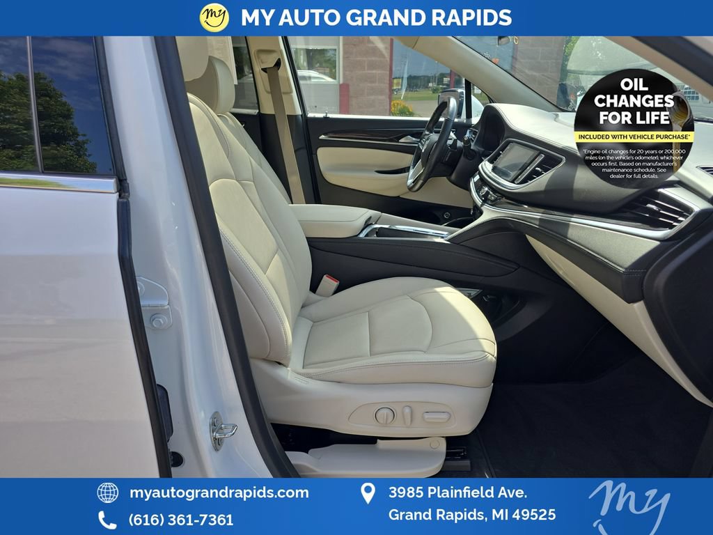 Used 2023 Buick Enclave Essence w/ Experience Buick Package AWD/4WD image 22