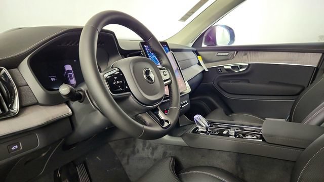New 2026 Volvo XC90 B6 Ultra w/ Protection Package Premier AWD/4WD image 12