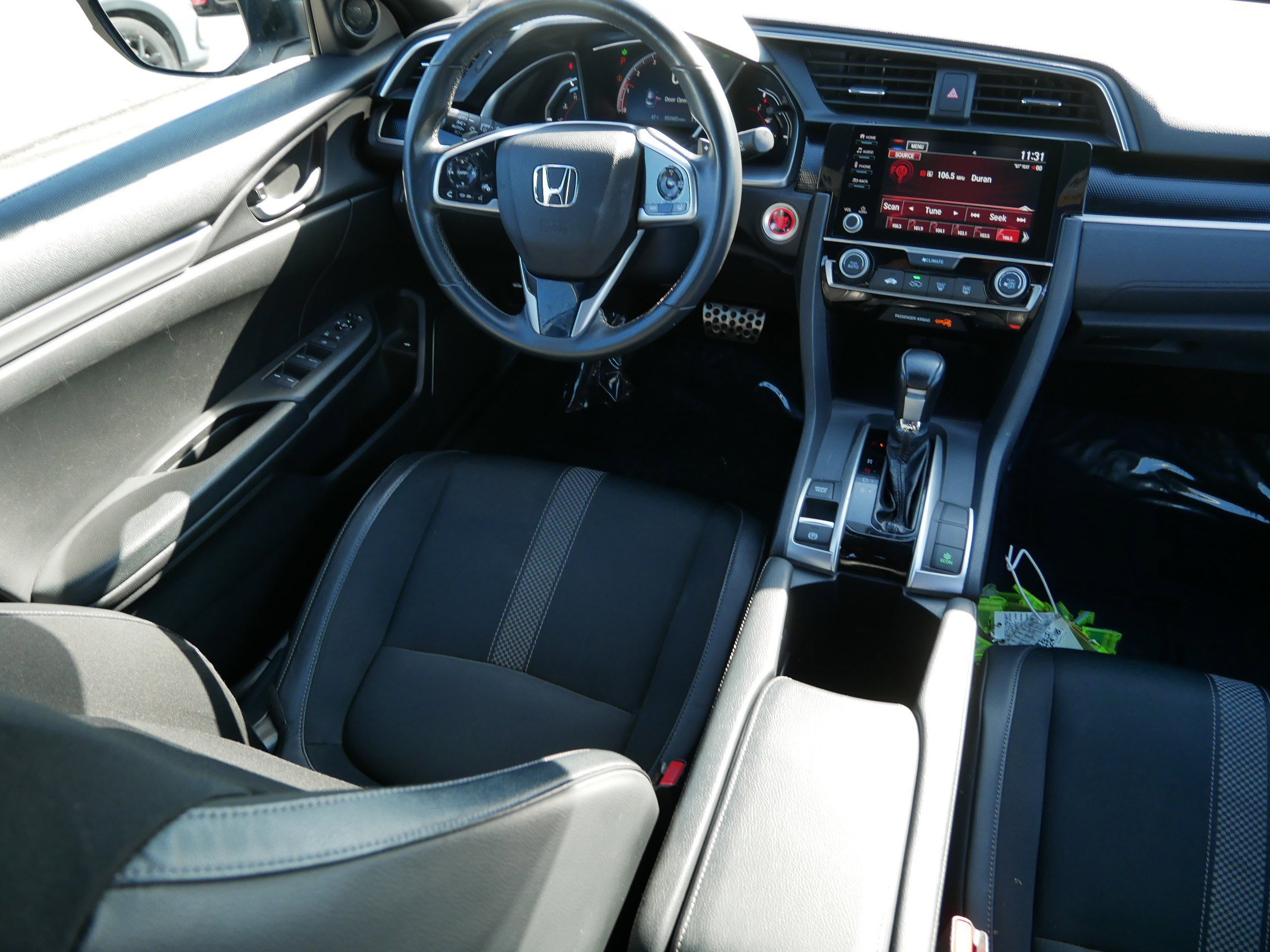 Used 2021 Honda Civic Sport image 9