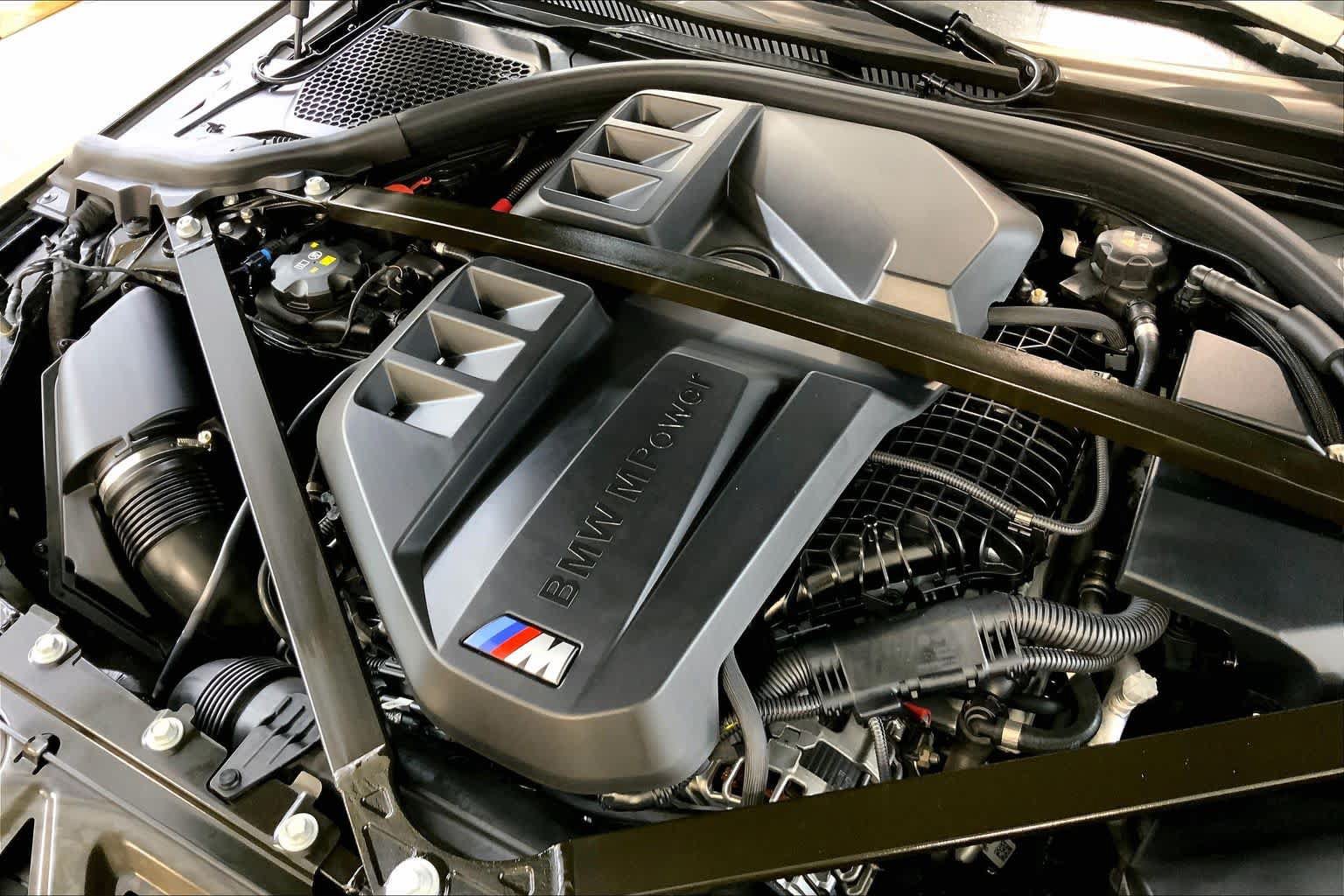 Used 2024 BMW M2 w/ Lighting Package RWD image 31