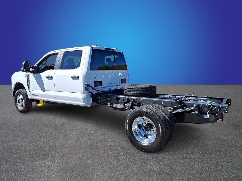 New 2026 Ford F350 XL w/ XL Chrome Package AWD/4WD image 4