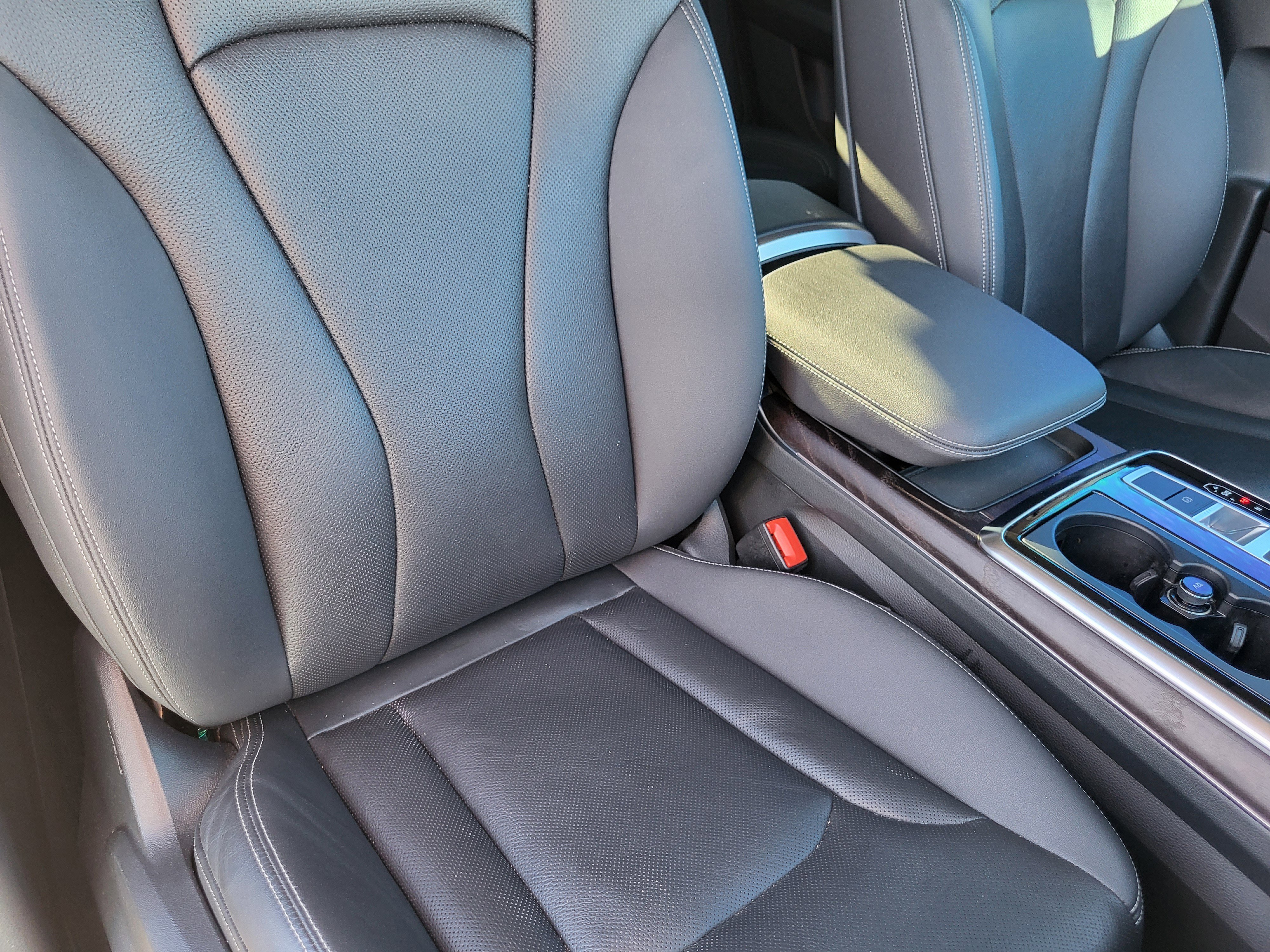 Used 2022 Audi Q8 Premium Plus image 16