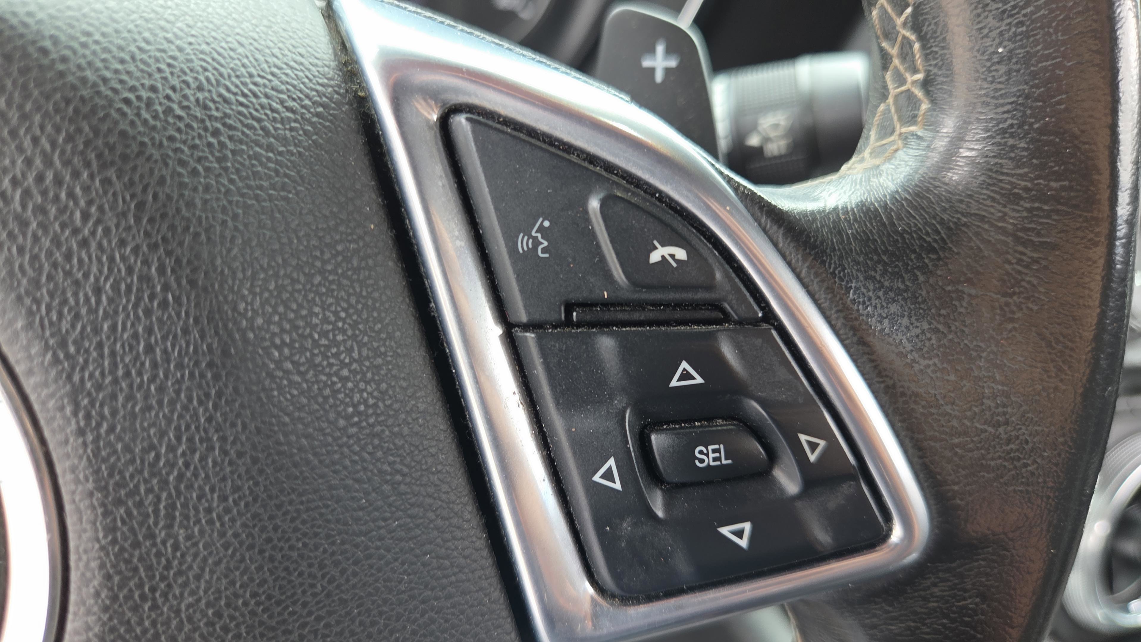 Certified 2022 Chevrolet Camaro LT RWD image 25