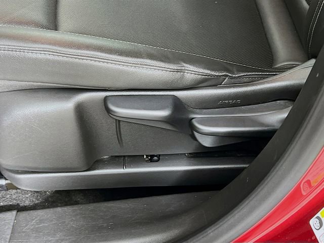 Used 2024 Buick Encore GX Sport Touring image 11