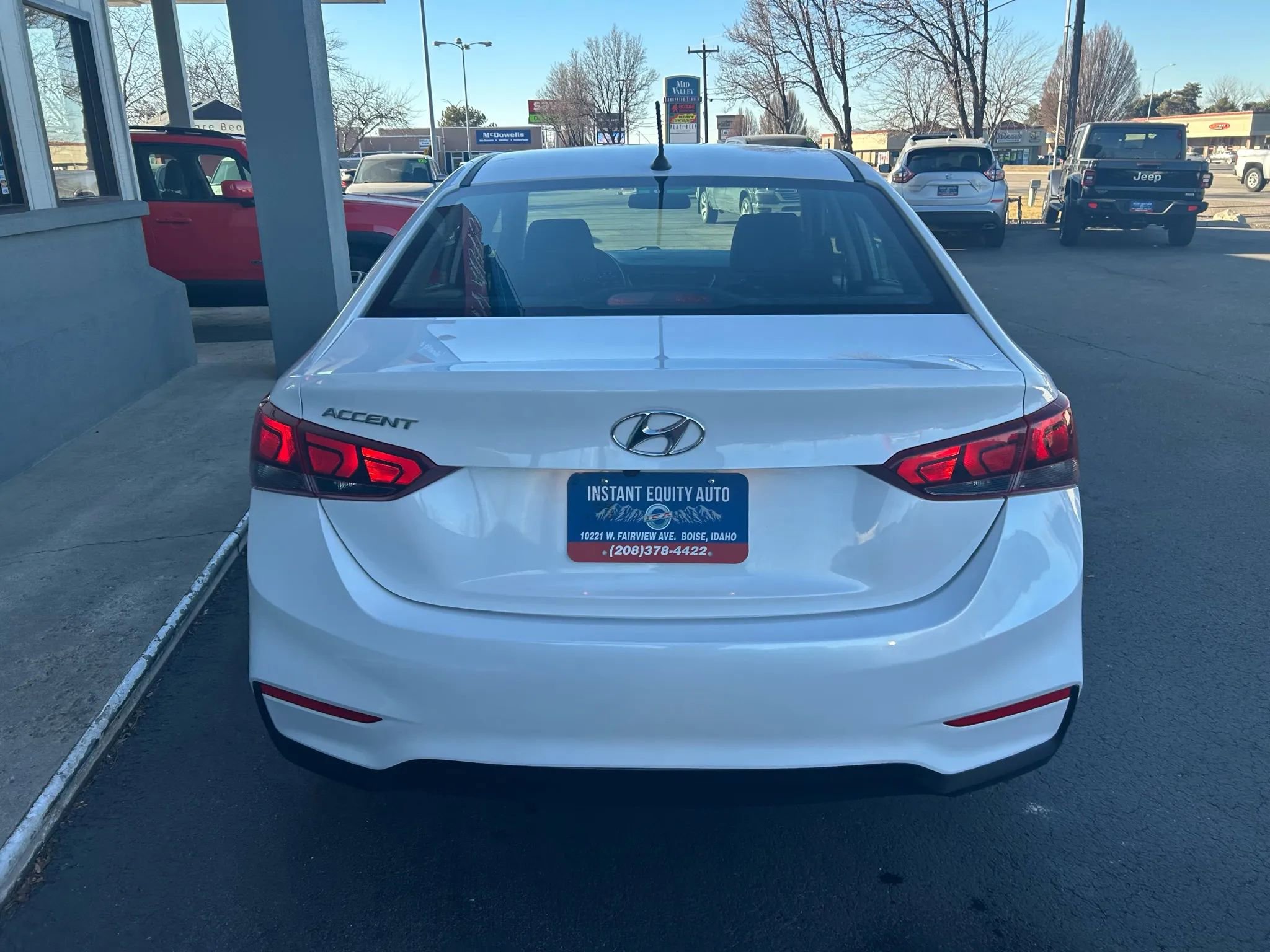 Used 2021 Hyundai Accent SE image 2