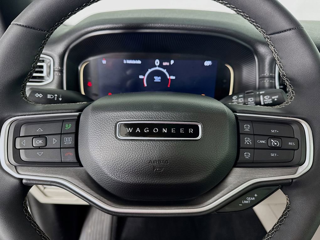 Used 2025 Jeep Wagoneer Series II w/ 8-Passenger Seating Package image 16